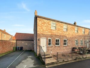 Castle Yard Stables, Thirsk, North Yorkshire, YO7 1TG