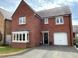 Poppy Drive, Thirsk, North Yorkshire, YO7 3SJ